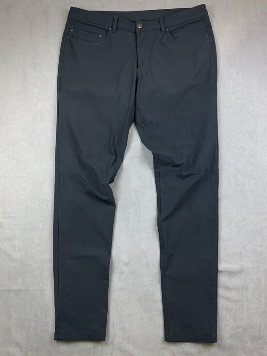 lululemon athletica Other - Lululemon Mens 34 Gray Chino ABC Pant Skinny Warpstreme Tapered M5593S 34x32